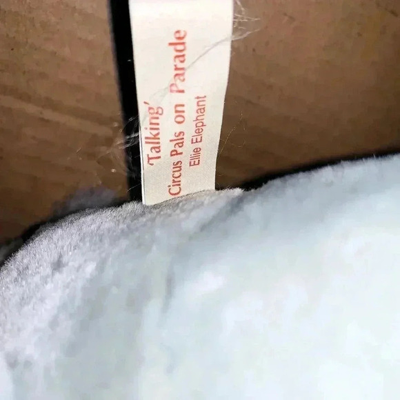 Vintage Circus Pals On Parade "Ellie Elephant" Plush only NO SOUND 1994 Metacom - Picture 4 of 8